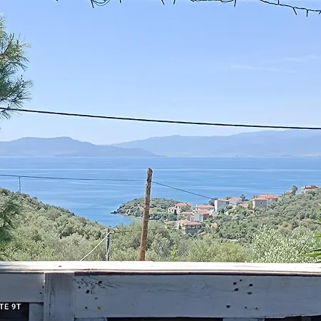 Holiday home Marathos Hill