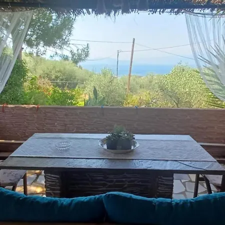 Tatil Evi Marathos Hill Golos